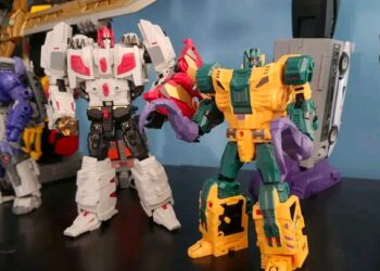 Unique Toys take on the Terricons. So far I have 2 of 5 with the rest on the way. Pretty solid figures scale well with the SS86 and Legacy lines.